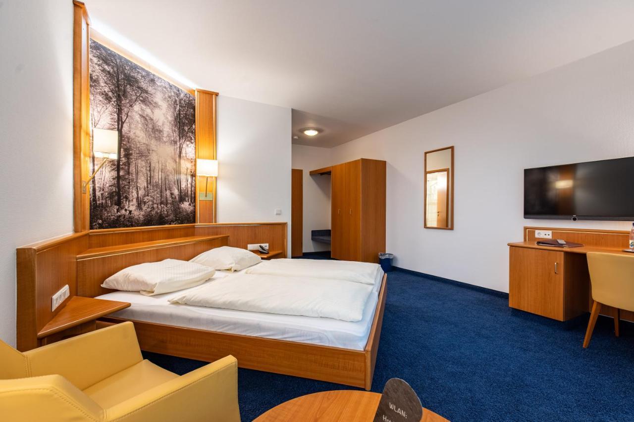 Hotel-Gasthof Huettensteinach Зоннеберг Экстерьер фото